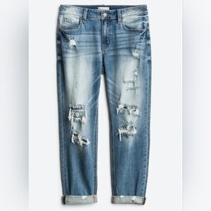 Studio Blue Promise Distressed SkinnyJean size 14/32, great condition!